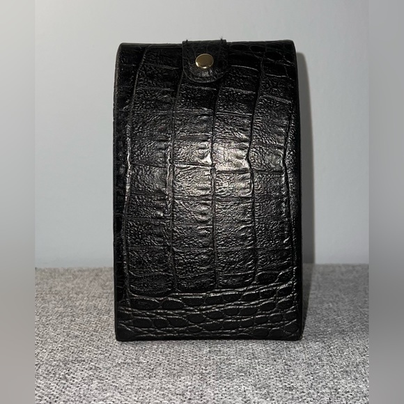 BLACK JEWELRY BOX (LIKE HANDBAG) - Picture 1 of 12